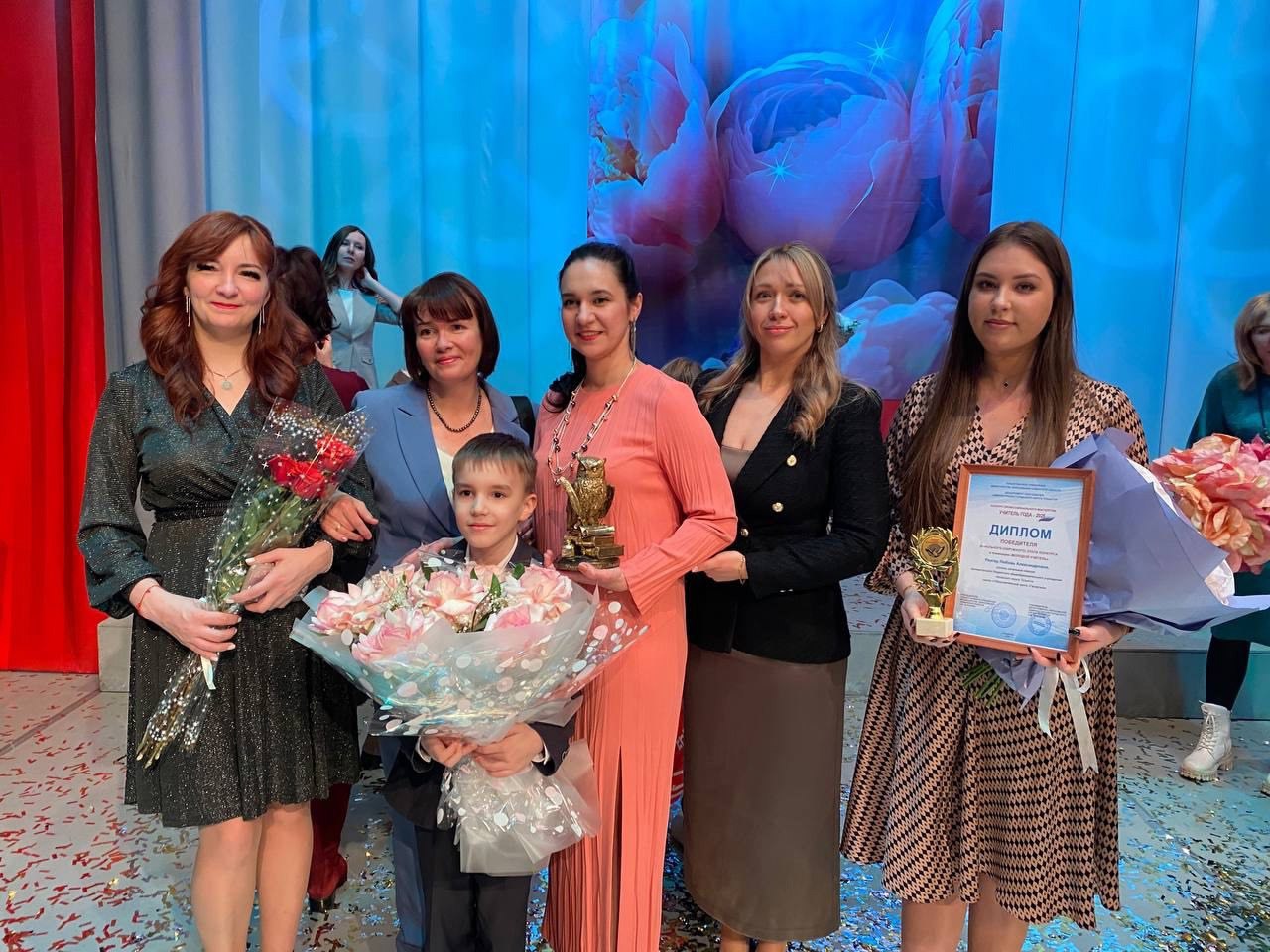 выпускница Выпускница ИСИ стала дипломантом межвузовского конкурса чтецов! | WORLD  PODIUM
